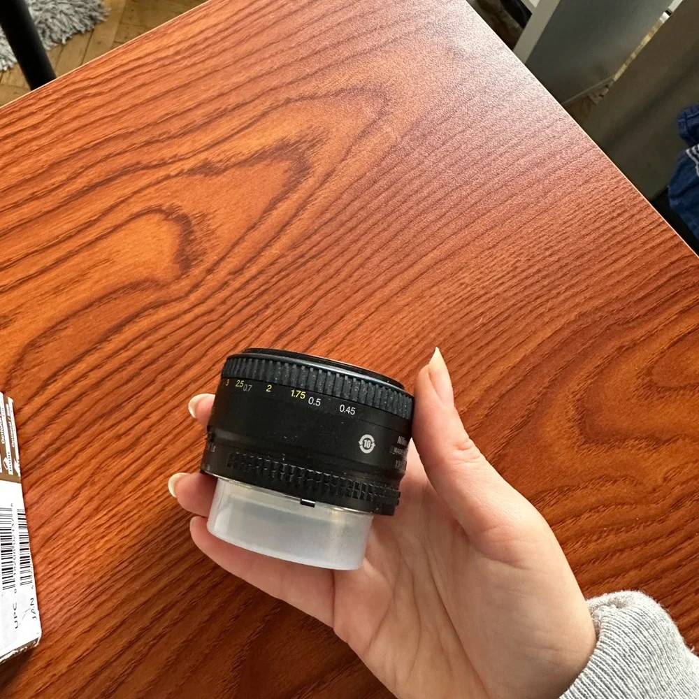 Nikon lense (like new)